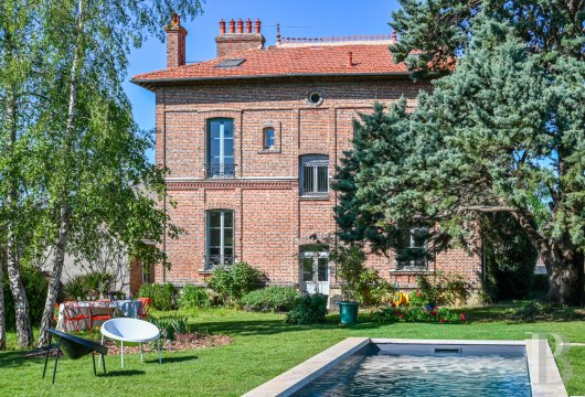 En Bourgogne, près de Chablis,  une maison de village du 19e siècle parée de briques - photo  n°2